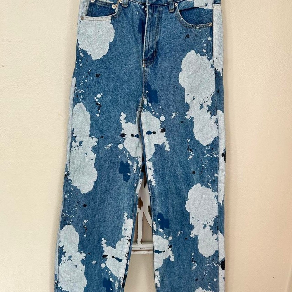 Adika wide leg high rise Paint Splatter Jeans Size Small
